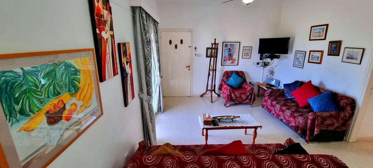 Astrofegia Apartments Near The Sea Agia Marina  Exterior foto